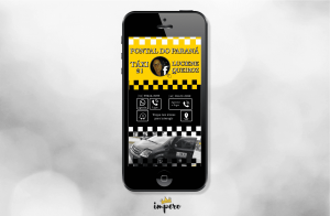 Mockup com um celular do cartão de visita interativo e digital do táxi 21 de luciene queiroz